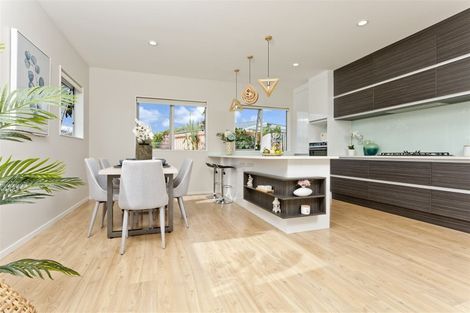 Photo of property in 38a Normandy Place, Henderson, Auckland, 0610