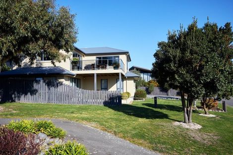 Photo of property in 46 Kotuku Road, South Bay, Kaikoura, 7300