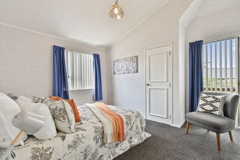 Photo of property in 193 Carnoustie Drive, Wattle Downs, Auckland, 2103