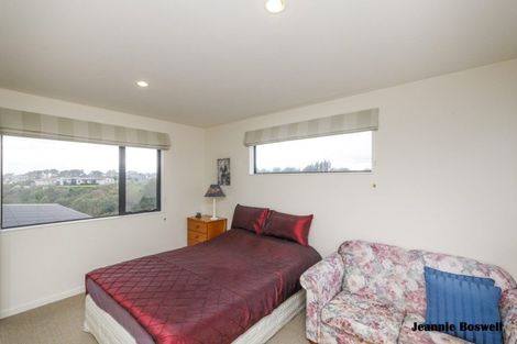 Photo of property in 26 Silkwood Place, Fitzherbert, Palmerston North, 4410