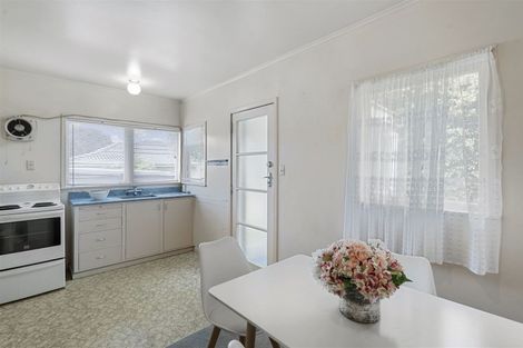 Photo of property in 4/769 Beach Road, Browns Bay, Auckland, 0630