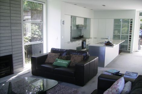 Photo of property in 53 Arapito Road, Titirangi, Auckland, 0604