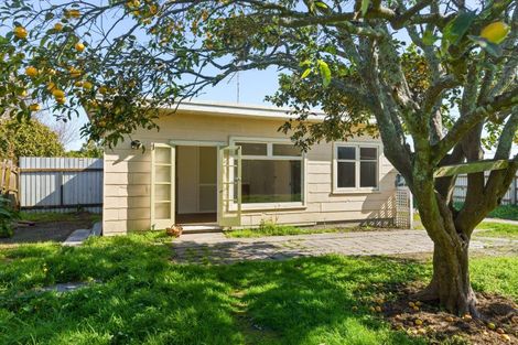 Photo of property in 3 State Highway 1, Otaki, 5512