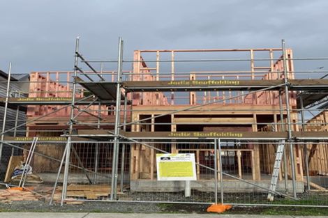 Photo of property in 25 Stitchbird Crescent, Papakura, 2110