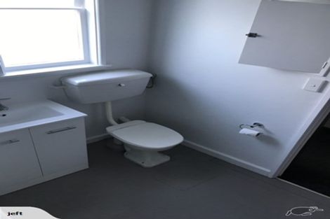 Photo of property in 229 Featherston Street, Palmerston North, 4410