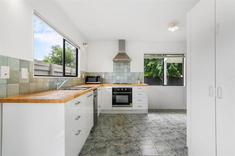 Photo of property in 114 Everitt Crescent, Whangamata, 3620