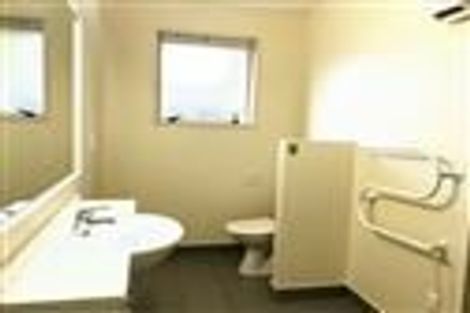 Photo of property in 39 Chesterfield Mews, Russley, Christchurch, 8042