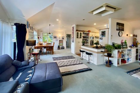 Photo of property in 142 Kawaha Point Road, Kawaha Point, Rotorua, 3010