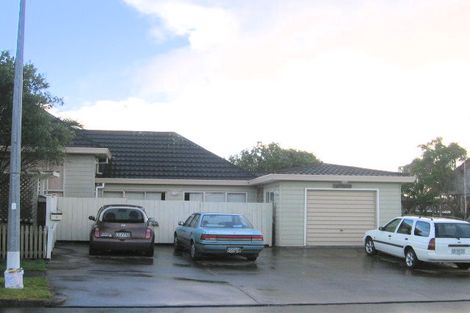 Photo of property in 2 Kenwick Place, Burswood, Auckland, 2013