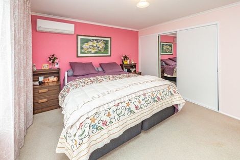 Photo of property in 25 Oakland Avenue, Saint Johns Hill, Whanganui, 4500