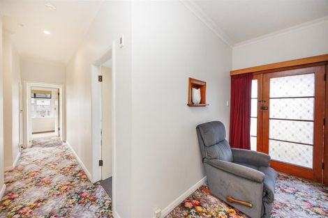 Photo of property in 10 William Street, Marton, 4710