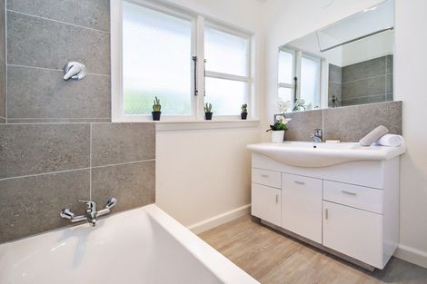 Photo of property in 44 Hastings Street, Southbridge, 7602