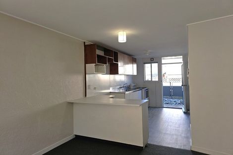 Photo of property in 3/35 Mana Esplanade, Paremata, Porirua, 5026