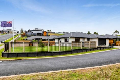 Photo of property in 3 Ruru Lane, Hurworth, New Plymouth, 4310