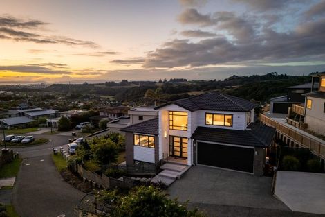 Photo of property in 30 Aldon Lane, The Gardens, Auckland, 2105