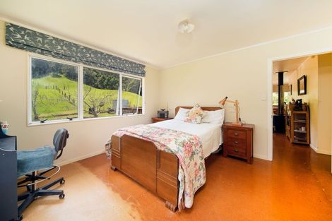 Photo of property in 1697 Russell Road, Helena Bay, Hikurangi, 0184