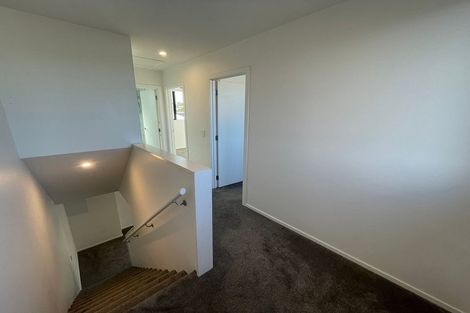 Photo of property in 7/83 Vodanovich Road, Te Atatu South, Auckland, 0610