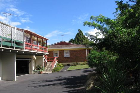 Photo of property in 2/8 Pamela Place, New Lynn, Auckland, 0600