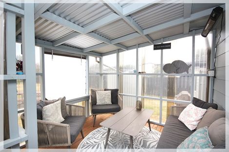 Photo of property in 14 Punga Street, Tangimoana, 4822