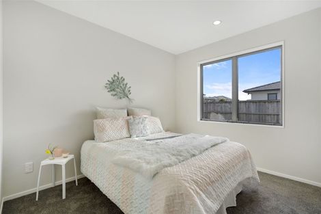 Photo of property in 23 Hollowout Street, Takanini, 2112