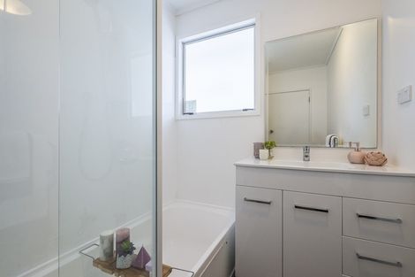 Photo of property in 14b Cypress Grove, Paraparaumu, 5032