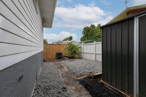Photo of property in 61a Cobham Crescent, Kelston, Auckland, 0602