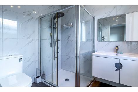 Photo of property in 6 Josh Road, Huapai, Kumeu, 0810