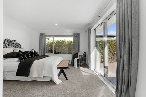 Photo of property in 32 The Runway, Wigram, Christchurch, 8042