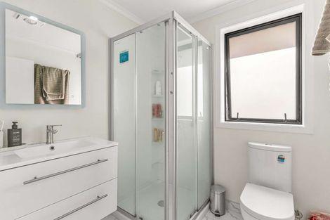 Photo of property in 28 Inuwai Street, Glenview, Hamilton, 3206