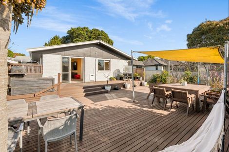 Photo of property in 21 Hastings Street, Te Puke, 3119