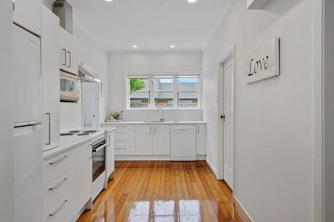 Photo of property in 1/18 Smith Street, Woolston, Christchurch, 8062