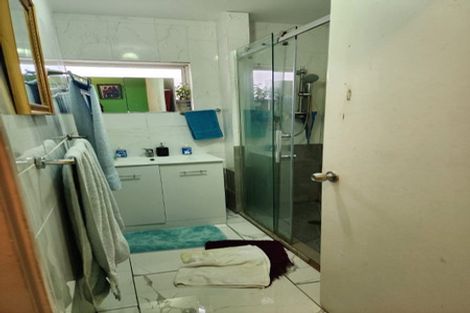 Photo of property in 31 Barneys Farm Road, Clendon Park, Auckland, 2103