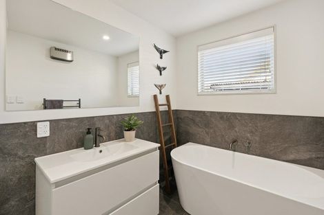 Photo of property in 13 Hotop Place, Cromwell, 9310