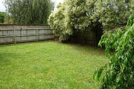 Photo of property in 13 Sandwich Road, St Andrews, Hamilton, 3200