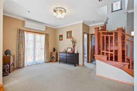 Photo of property in 192 Cambridge Terrace, Naenae, Lower Hutt, 5011