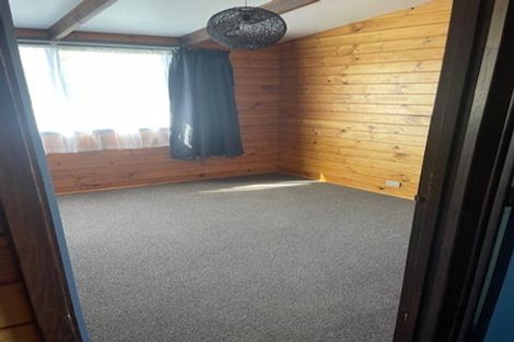 Photo of property in 28 Richardson Street, Woodville, 4920