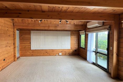 Photo of property in 1 Highlands Place, Highlands Park, New Plymouth, 4312