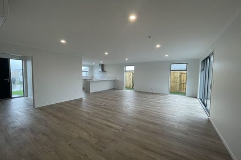 Photo of property in 2 Entelea Close, Papamoa Beach, Papamoa, 3118