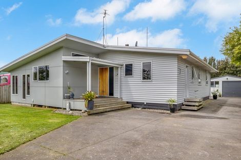 Photo of property in 541 Richmond Road, Lepperton, New Plymouth, 4373