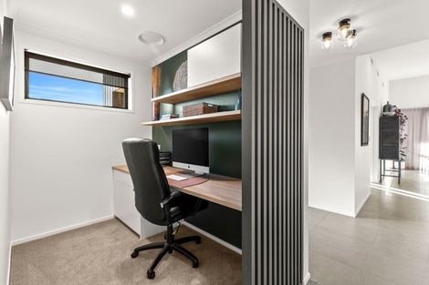 Photo of property in 77 Vogel Street, Cambridge, 3434