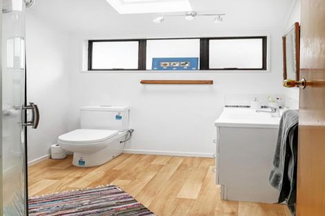 Photo of property in 3 Wolsley Avenue, Milford, Auckland, 0620