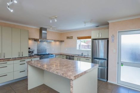 Photo of property in 3 Norna Grove, Waikawa Beach, Levin, 5573