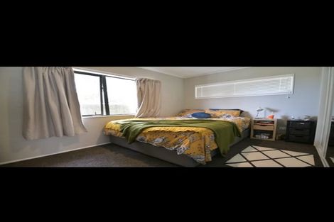 Photo of property in 5 Elliston Crescent, Stanmore Bay, Whangaparaoa, 0932