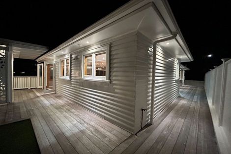 Photo of property in 1/15 Killarney Avenue, Torbay, Auckland, 0630