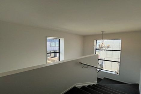 Photo of property in 4 Tumu Road, Papakura, 2110