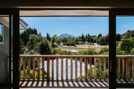 Photo of property in 29 Stratford Terrace, Wanaka, 9305