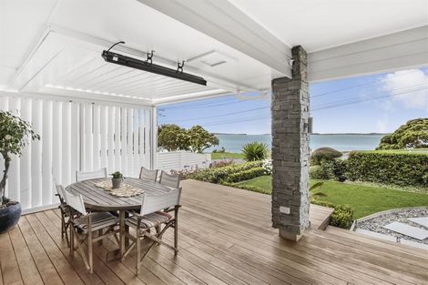 Photo of property in 172 Mellons Bay Road, Mellons Bay, Auckland, 2014
