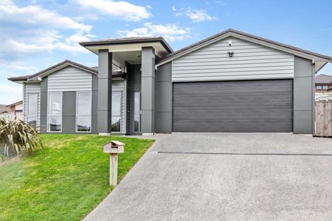 Photo of property in 20 Paparoa Crescent, Aotea, Porirua, 5024