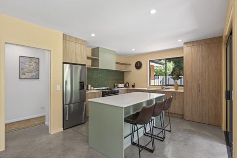 Photo of property in 94 Eliot Street, New Plymouth, 4310