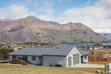 Photo of property in 6 Barclay Place, Wanaka, 9305